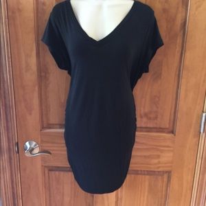 Short sleeve black maternity shirt